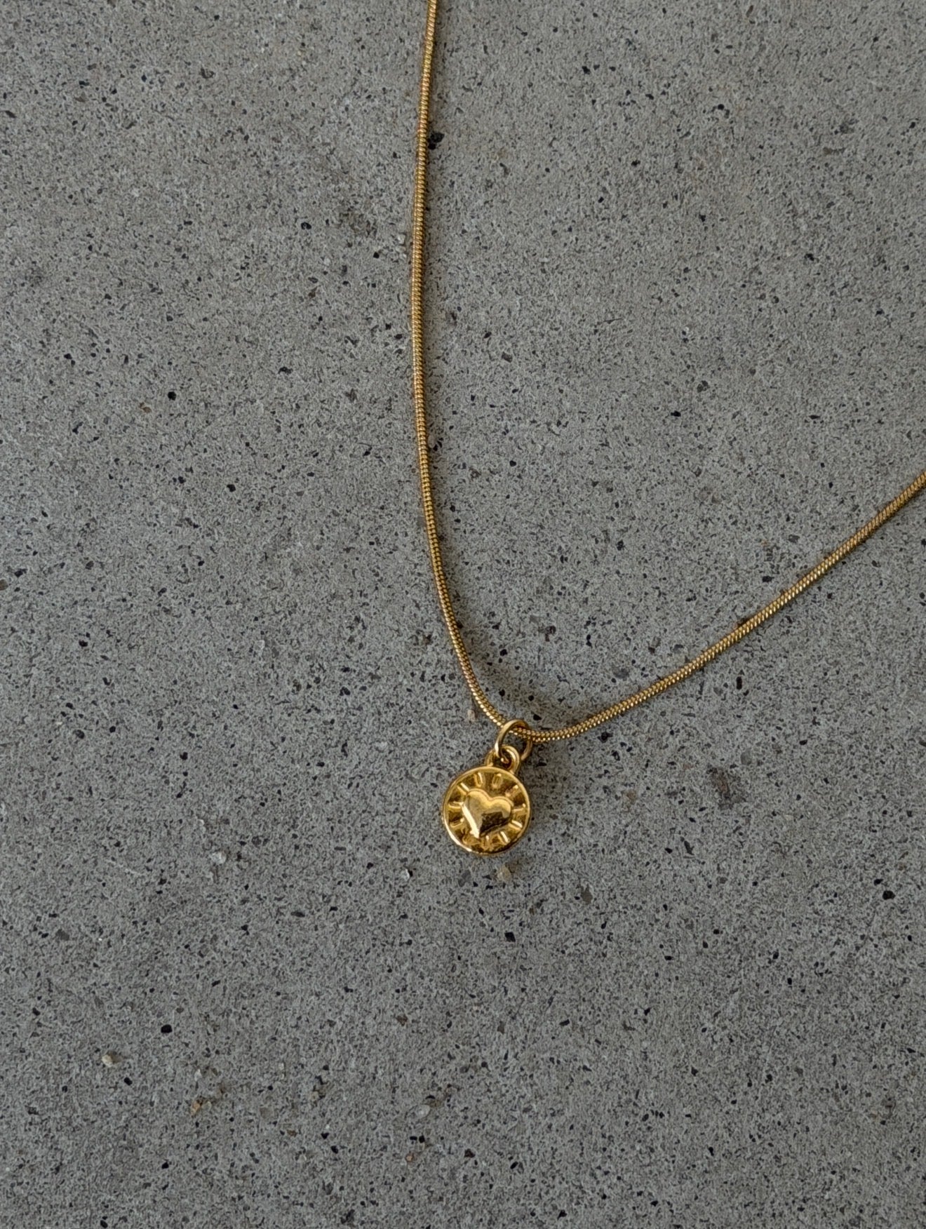 Colar Fin Dourado