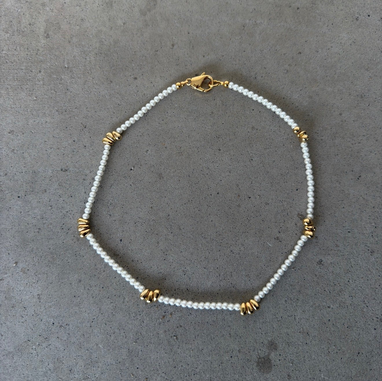 Colar Ston Dourado