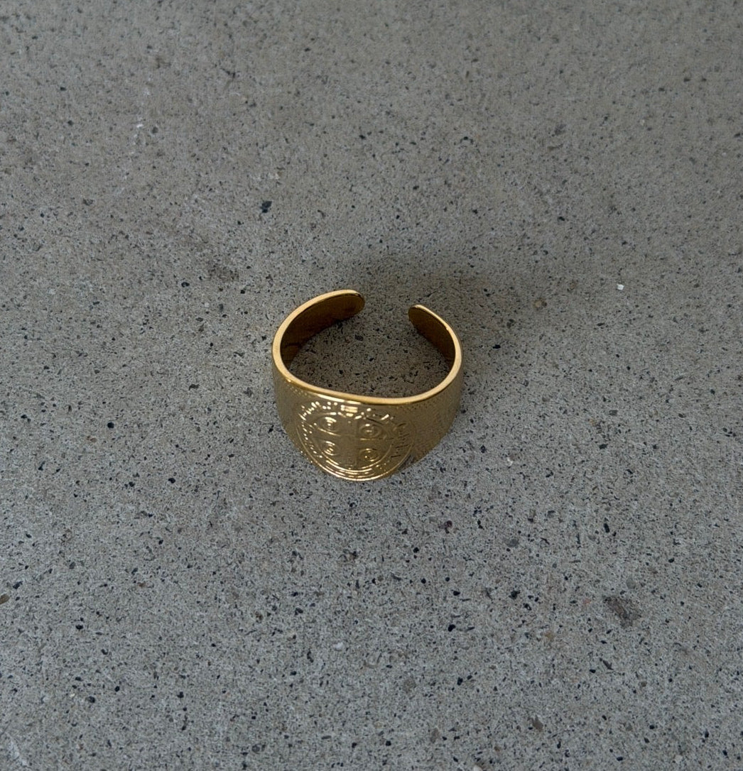 Anel Crist Dourado