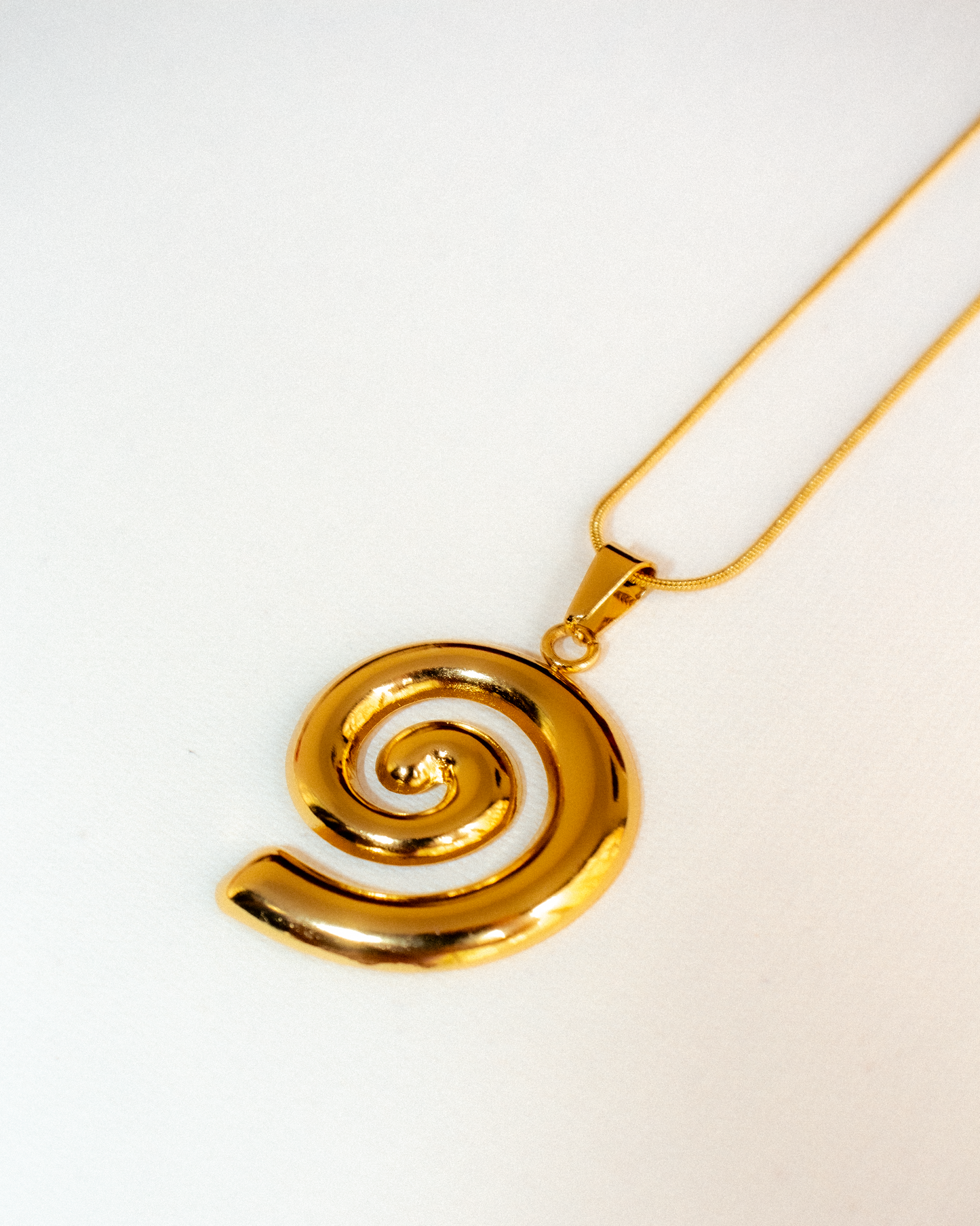Colar Spiral Dourado