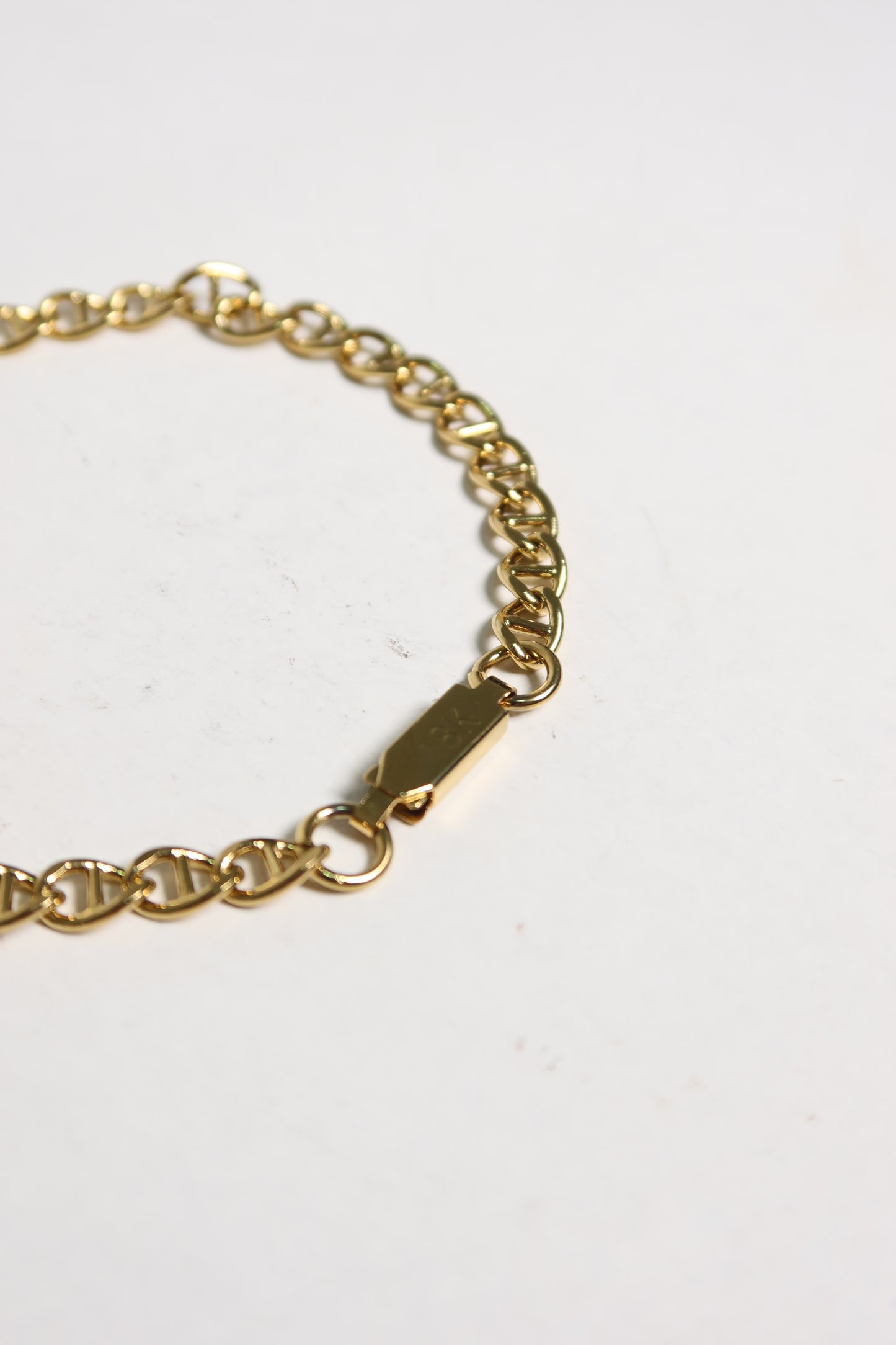 Pulseira Sway de Aço Inoxidável Dourado