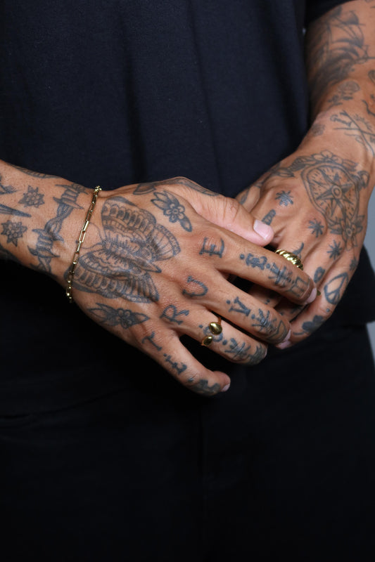 Pulseira Locked de Aço Inoxidável Dourado